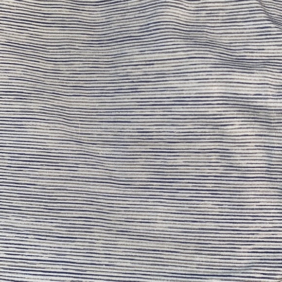 Lululemon - Picture 2 of 2